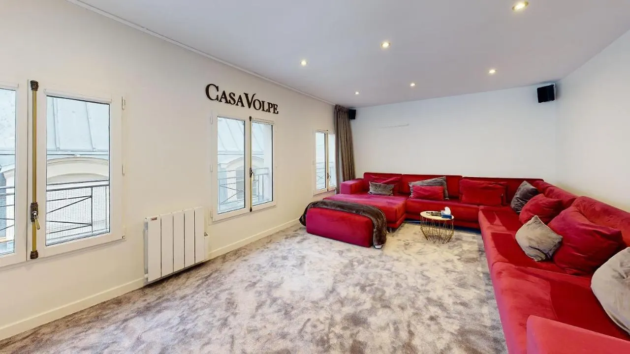 Casa Volpe Daire Paris Fransa