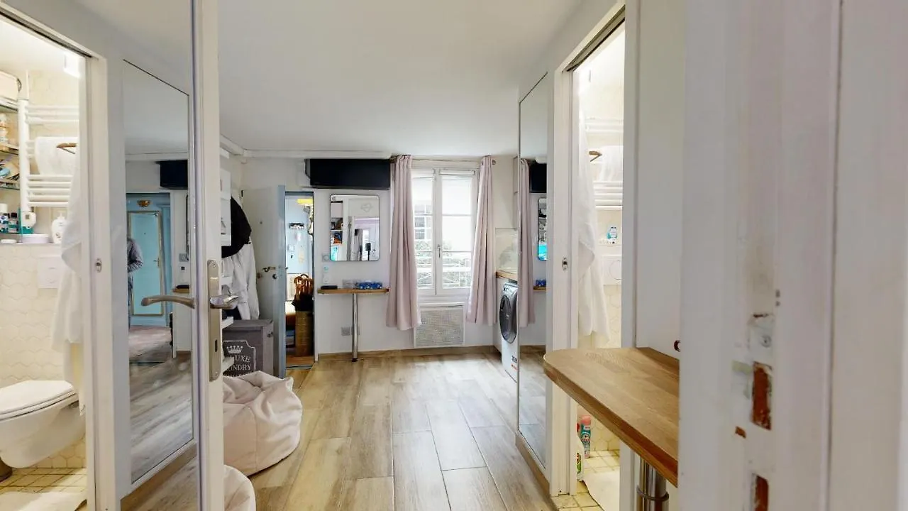 Casa Volpe Daire Paris