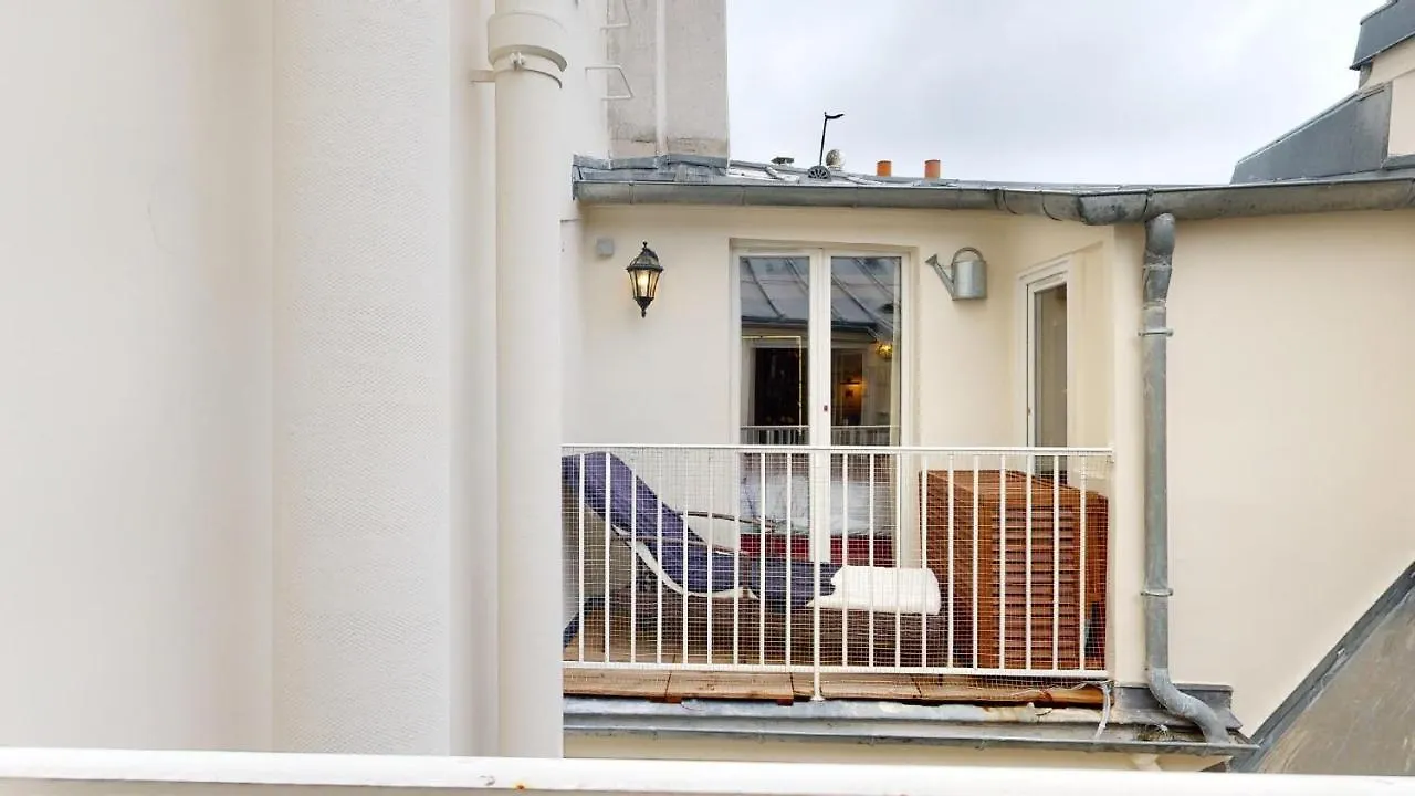 Casa Volpe Daire Paris