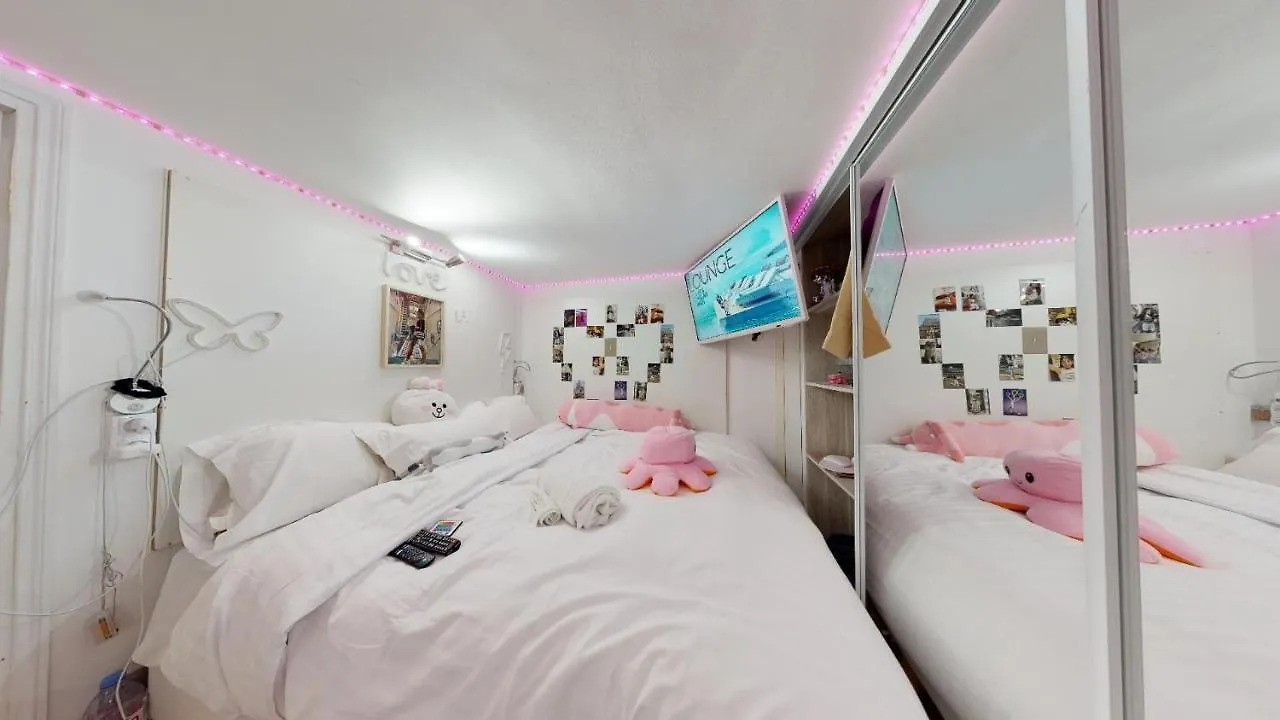 Casa Volpe Daire Paris
