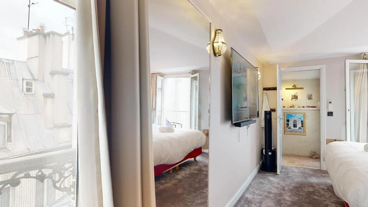Casa Volpe Daire Paris 0*,