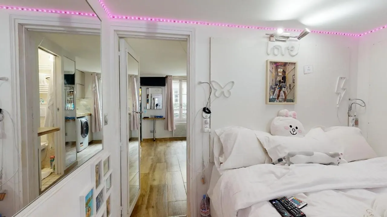 Casa Volpe Daire Paris