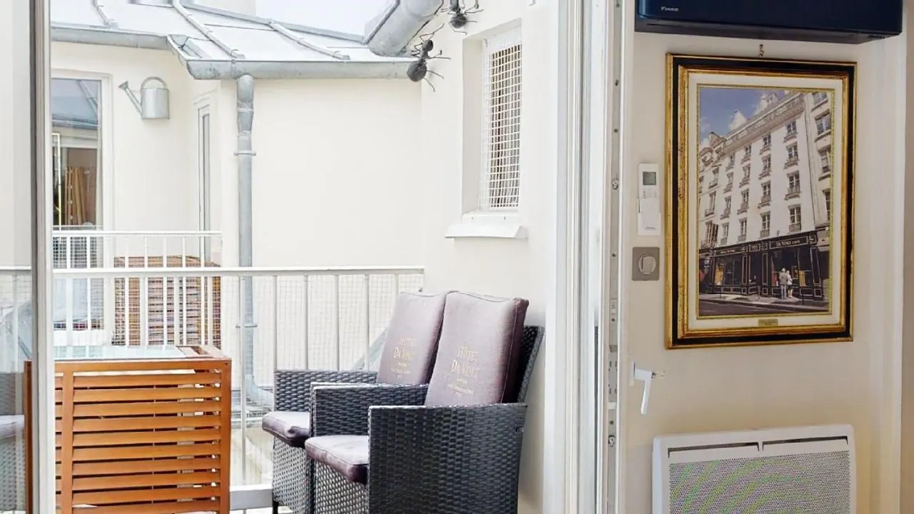 Casa Volpe Daire Paris Fransa