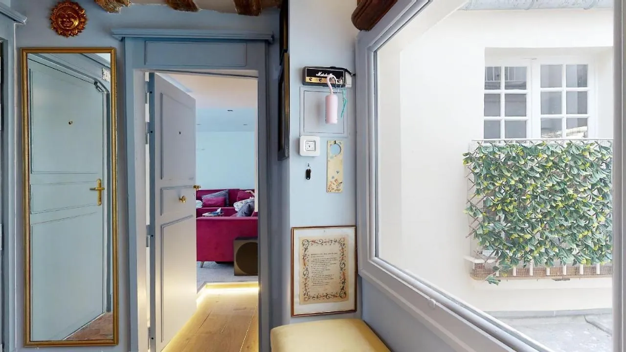 Casa Volpe Daire Paris